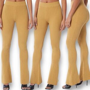 LITA by Ciara Women’s Rib Organic Cotton Flare Pants in the Size Large